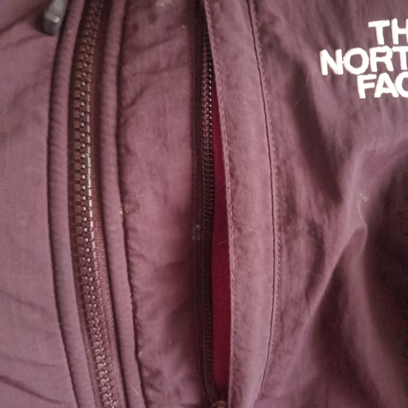 North face jacket - Picture 13 of 16